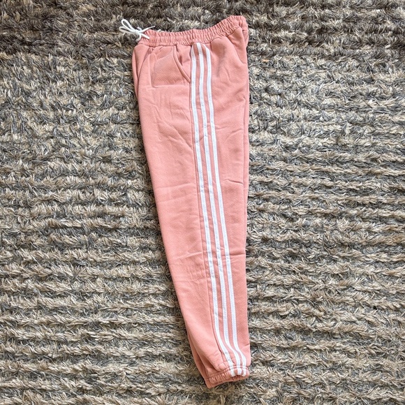 NWOT! ❤️🔥Pink Jogger Pants with Thermal Lining and Pockets❤️🔥 - Picture 4 of 6